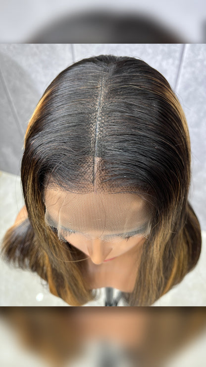 4x4 300 gr Hd Lace Brown Wig with Blonde Highlights Straight
