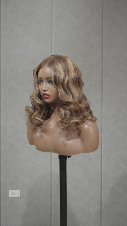 16'' Brown Highlight Bouncy Wig 180gr 2x4 Closure